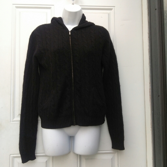 LXRI Cable Knit Hooded Sweater - Picture 2 of 7